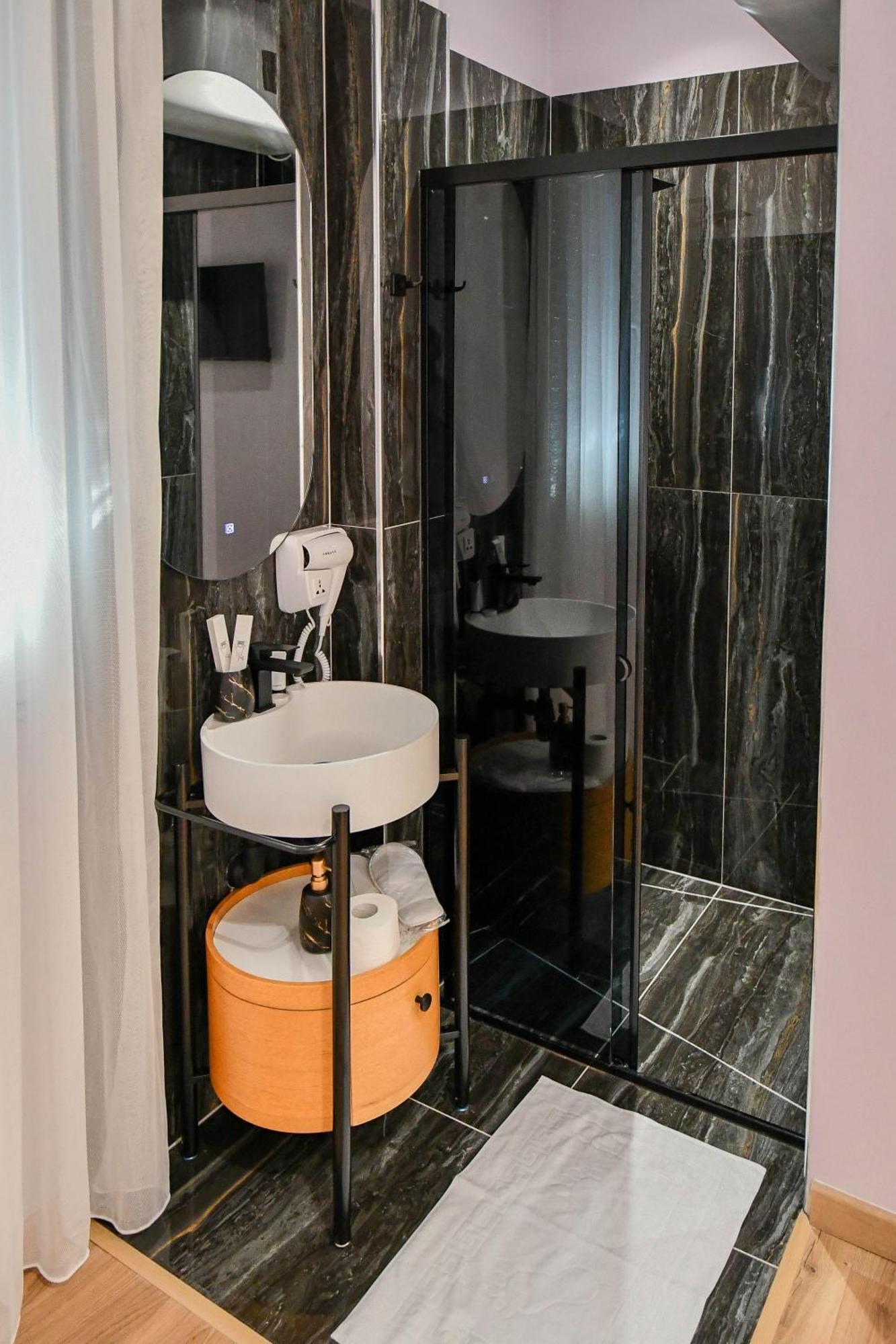 Hata Luxury Apartments Shkodër Eksteriør billede